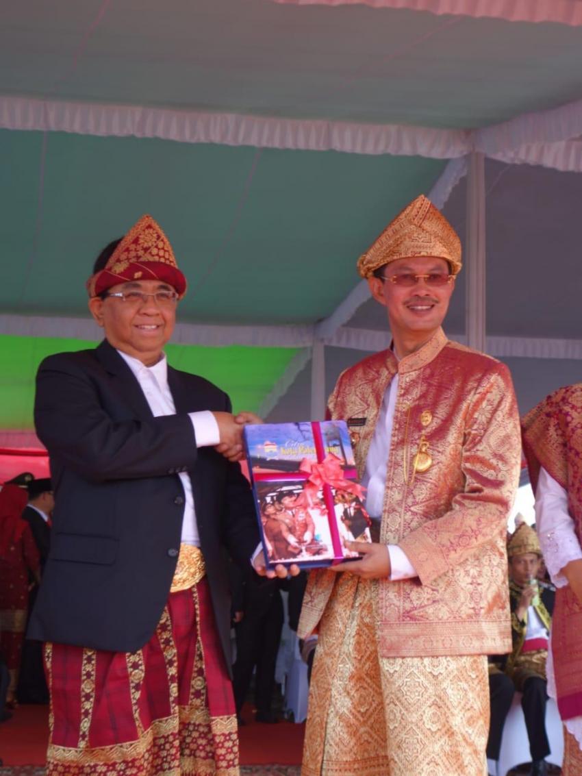 ANRI menyerahkan Citra Kota Palembang dalam Arsip