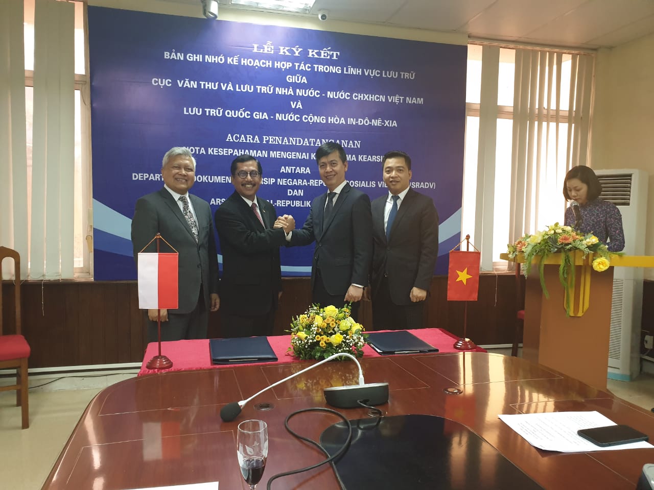 ANRI melakukan penandatanganan MoU dengan the State Records and Archives Department of Vietnam