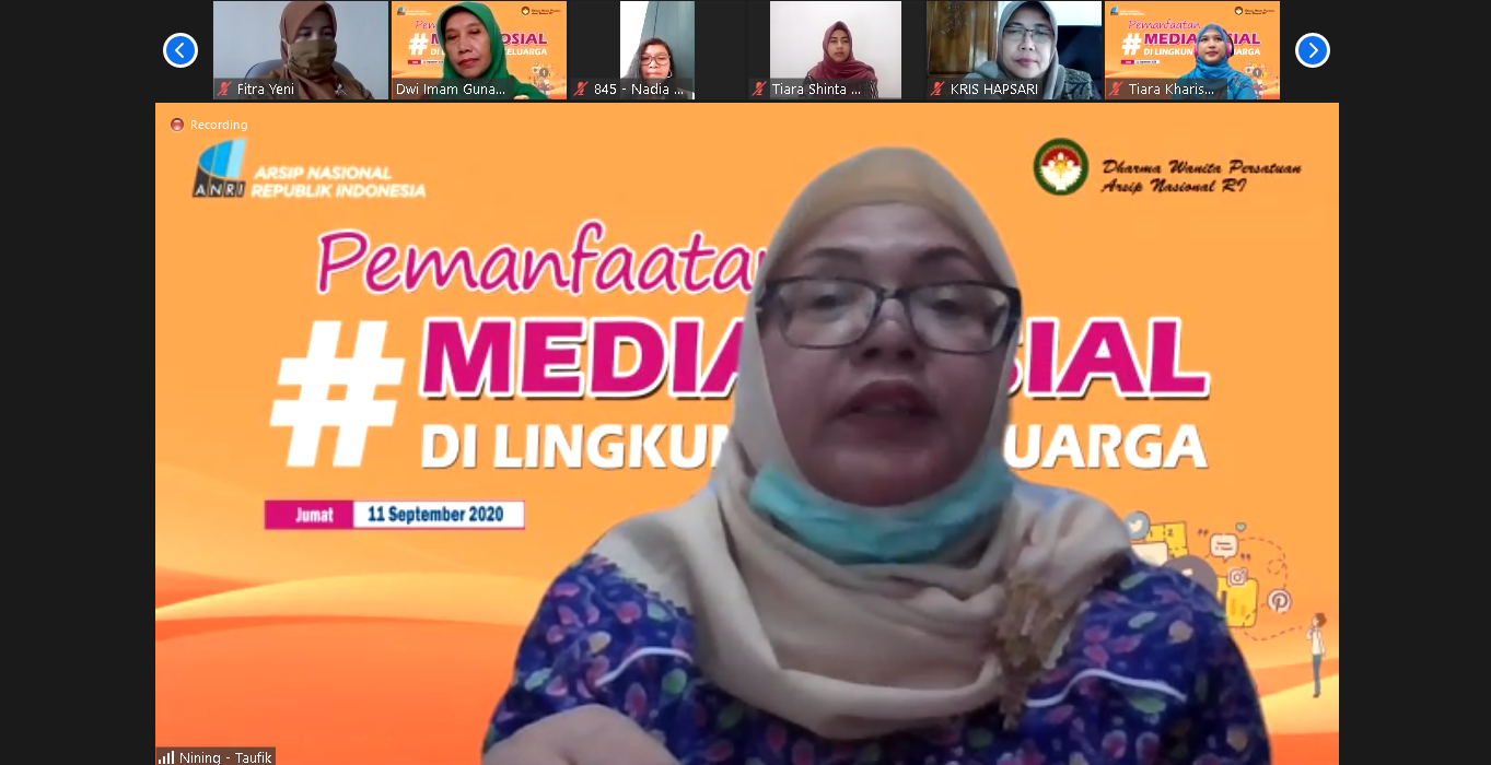 DWP ANRI Gelar Webinar Pemanfaatan  Media Sosial di Lingkungan Keluarga