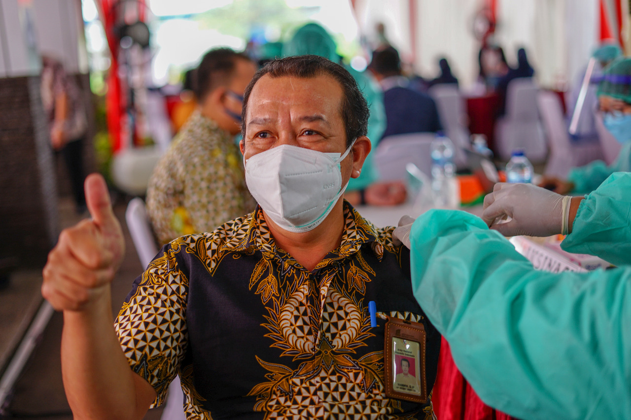 Pelaksanaan Vaksinasi Covid-19 di Lingkungan Arsip Nasional Republik Indonesia
