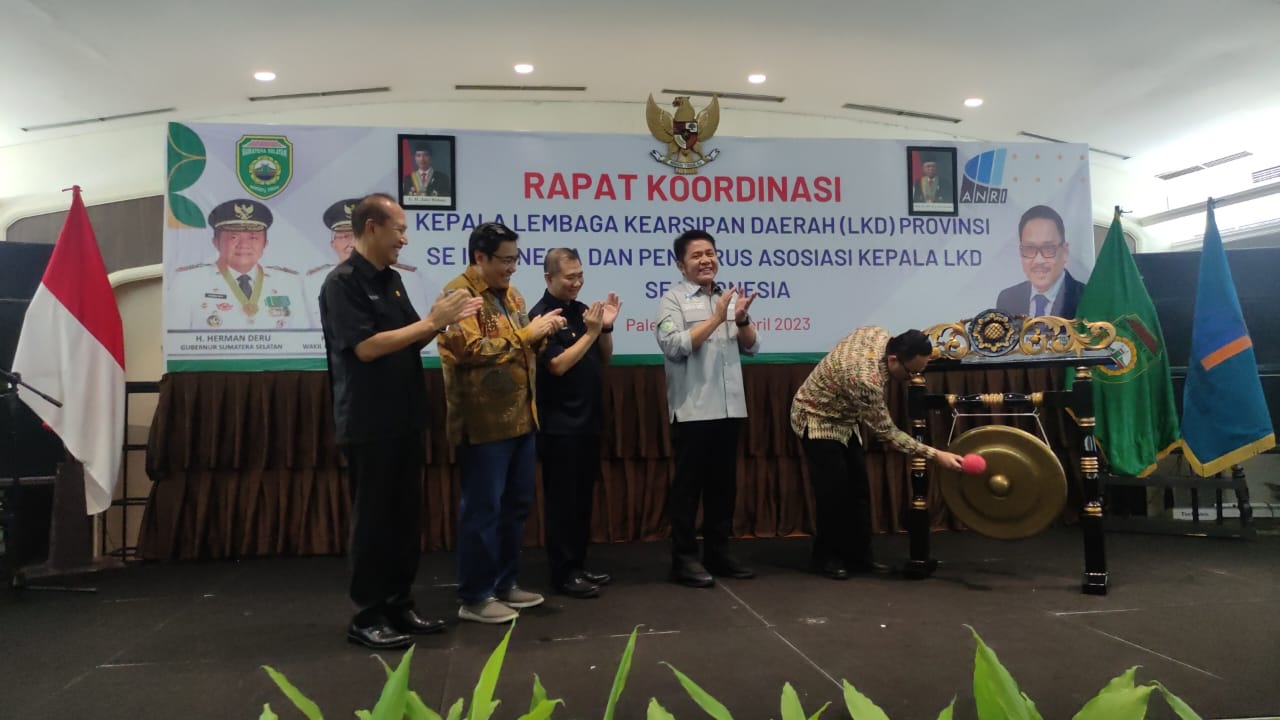 Kepala ANRI Hadiri Rapat Koordinasi Kepala Lembaga Kearsipan Daerah Provinsi Se Indonesia