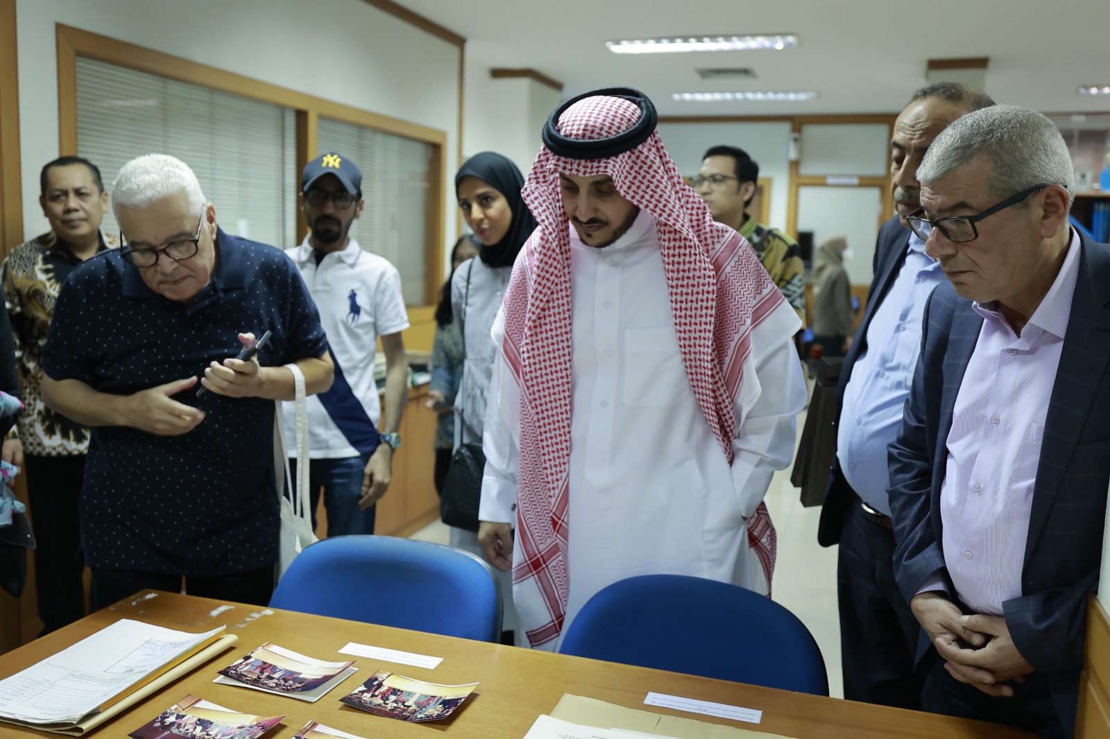 Delegasi Pertemuan Pendahuluan Arsip Nasional Negara-Negara Berpenduduk Mayoritas Muslim Kunjungi Fasilitas Kearsipan di ANRI