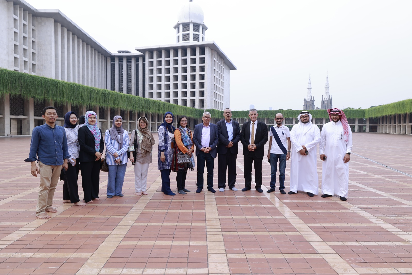 Kunjungan Kebudayaan Delegasi Pertemuan Pendahuluan Arsip Nasional Negara-Negara Berpenduduk Mayoritas Muslim