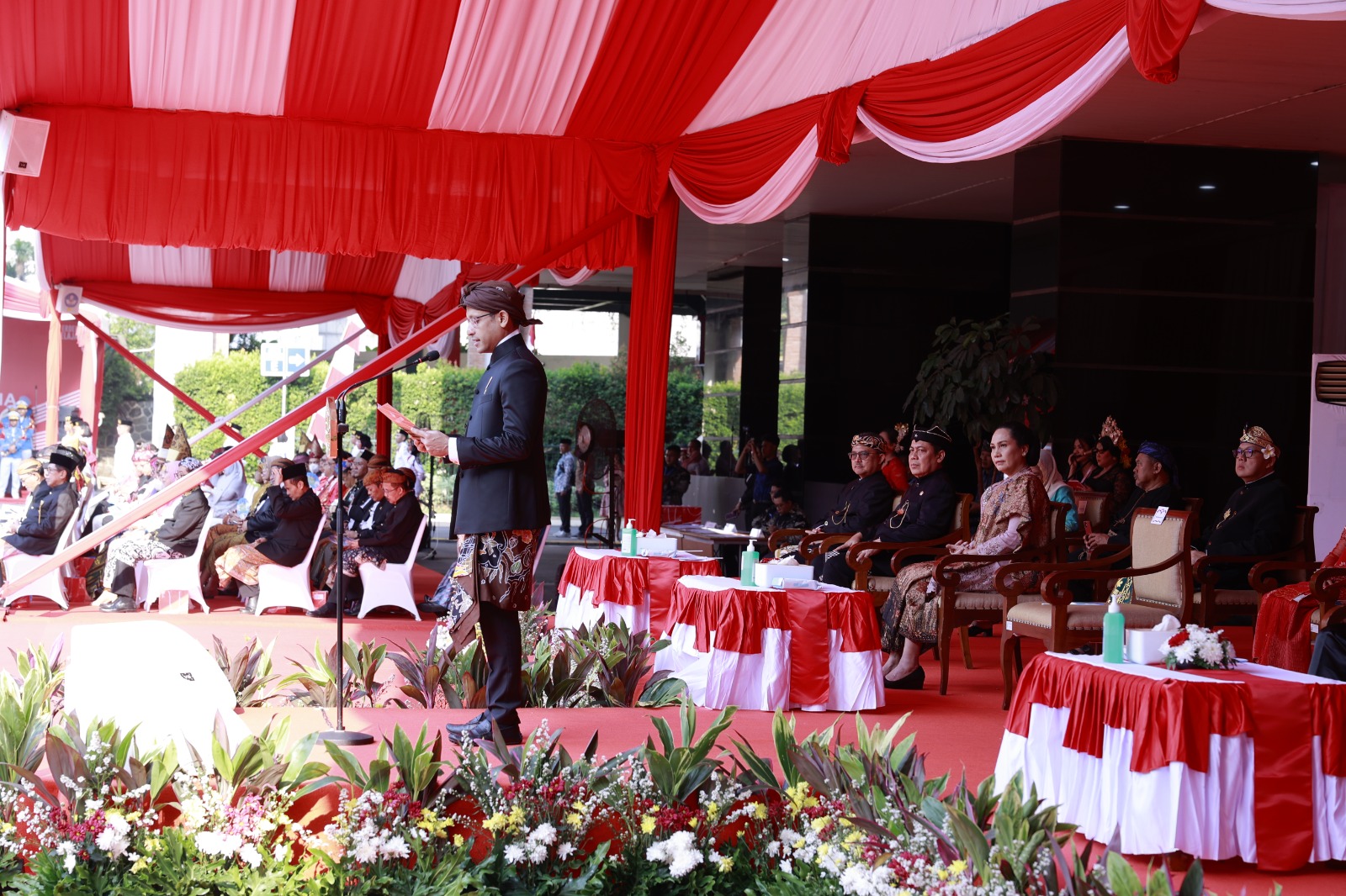 Kementerian Pendidikan Nasional Riset dan Teknologi Republik Indonesia Menyerahkan Arsip Statis Kepada ANRI Pada Perayaan HUT RI Ke 78