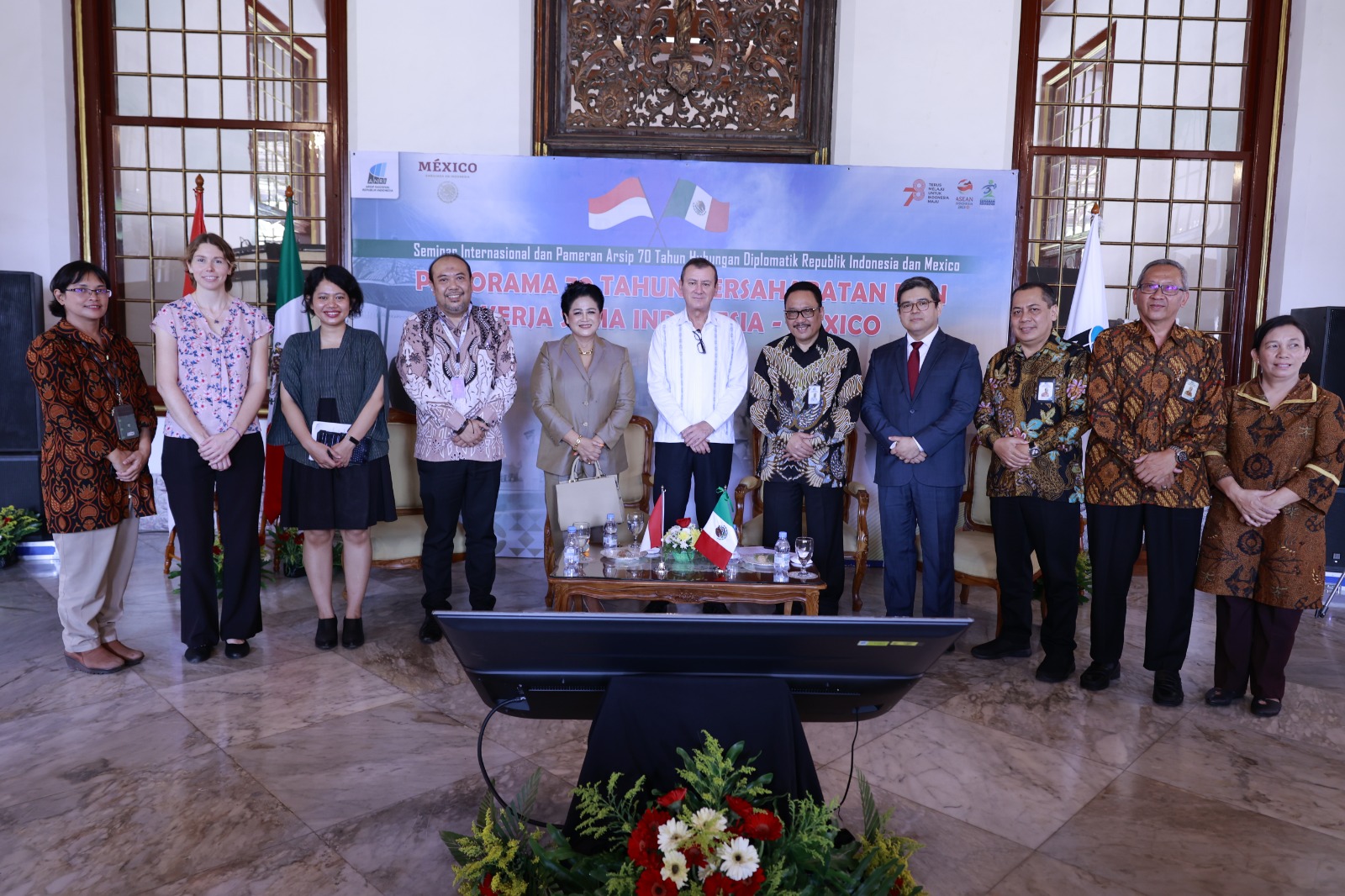 Seminar Internasional Panorama 70 Tahun Persahabatan dan Kerja Sama Indonesia - Meksiko