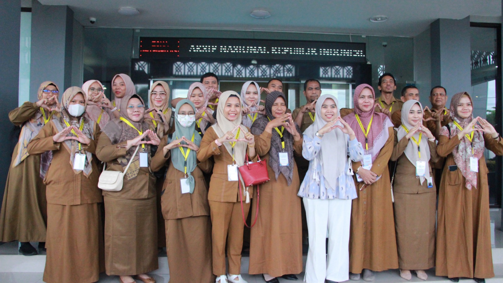 BKKBN Perwakilan Aceh Lakukan Studi Tiru Pengelolaan Arsip di BAST