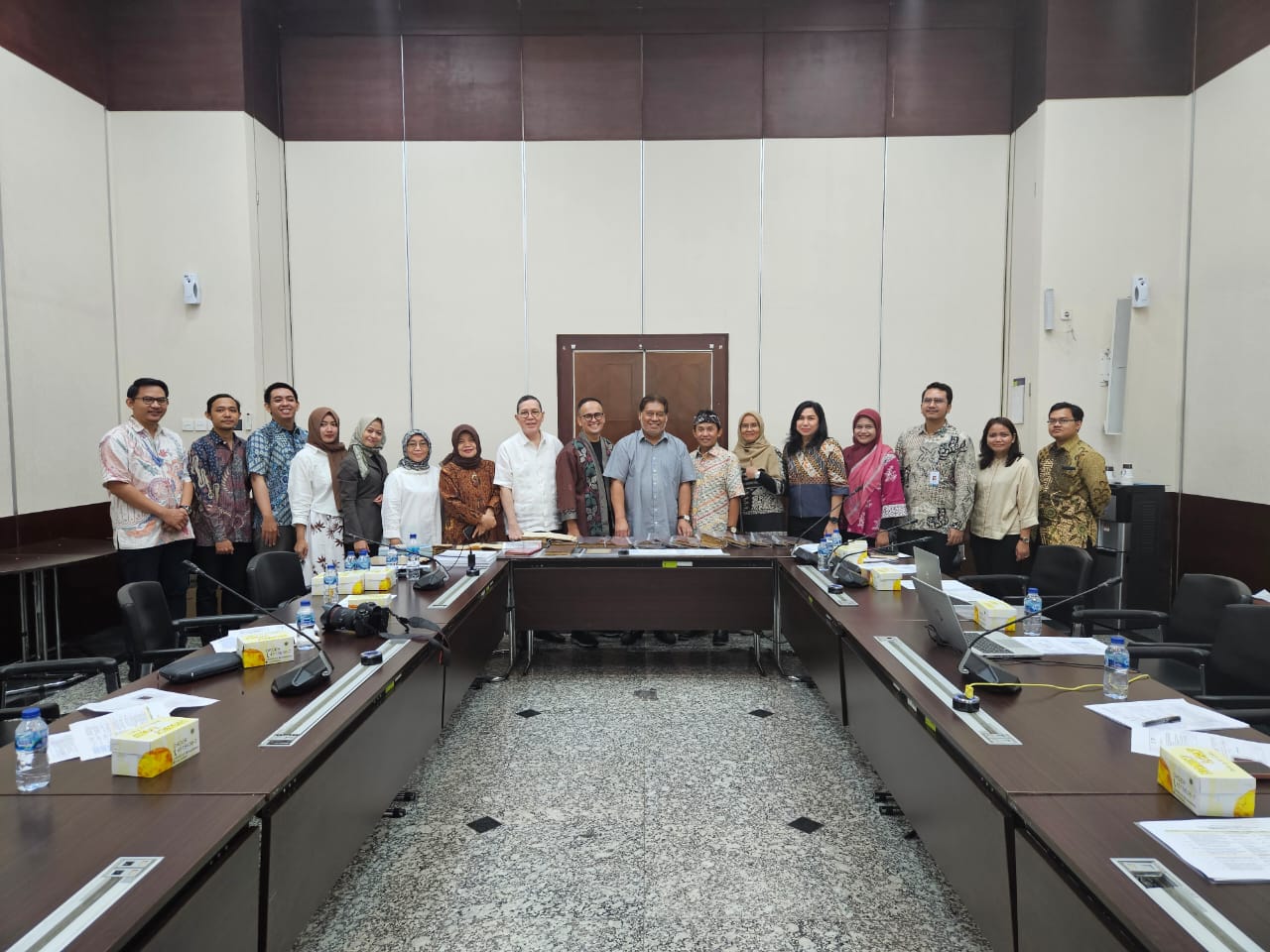 Dewan Pakar Komite MKB Verifikasi Fisik Arsip Pembangunan Nasional Semesta Berencana