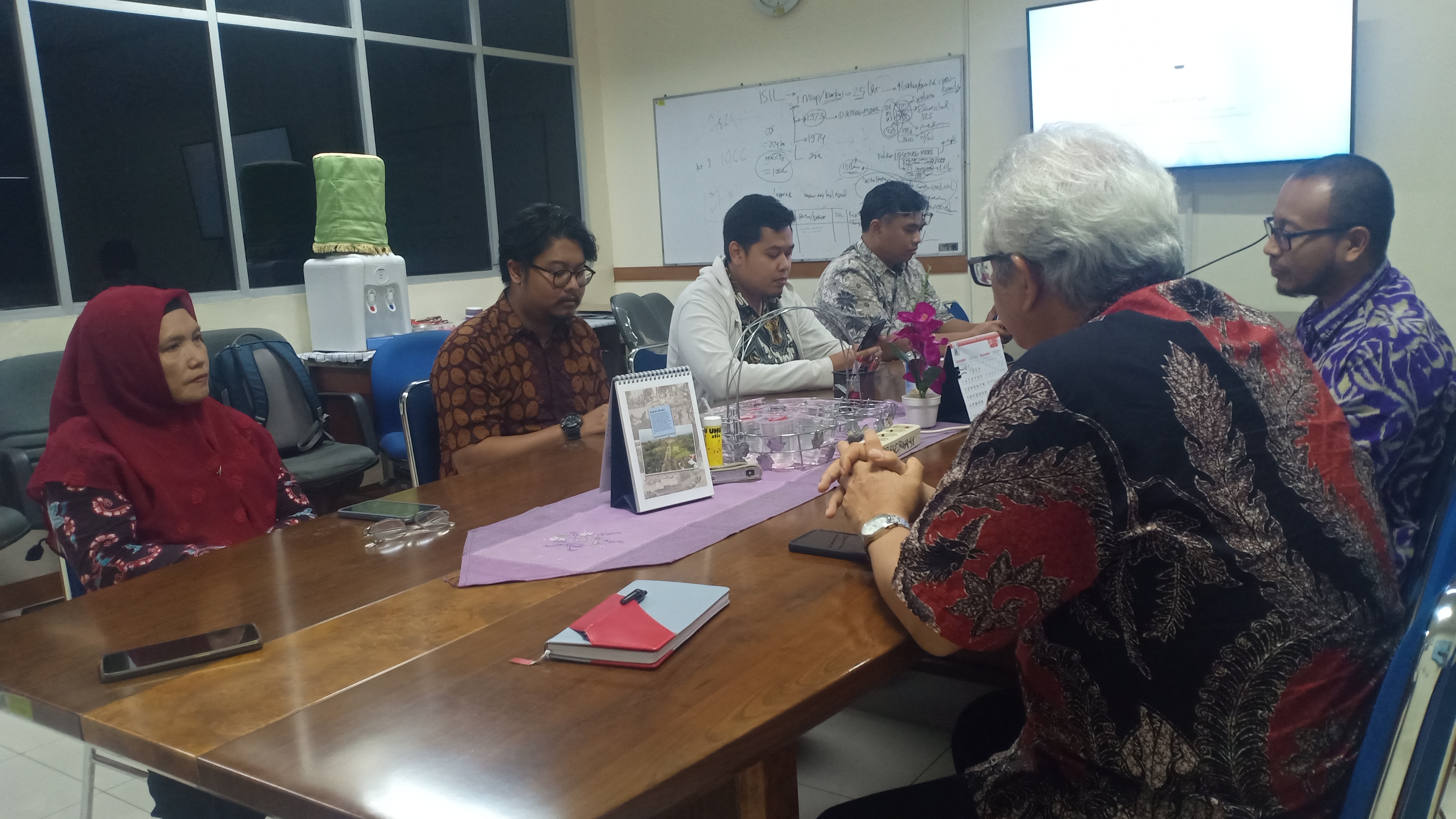 Rapat Kolaborasi Program Penyelamatan Arsip Keraton Nusantara