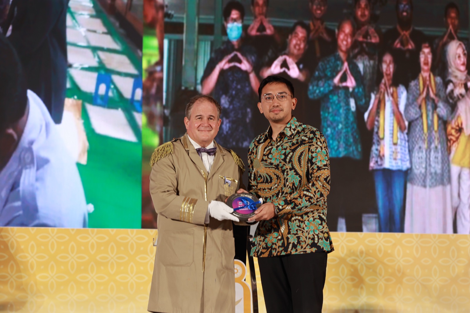 KGPAA Mangkunegara X Terima Penghargaan Kearsipan dari ANRI