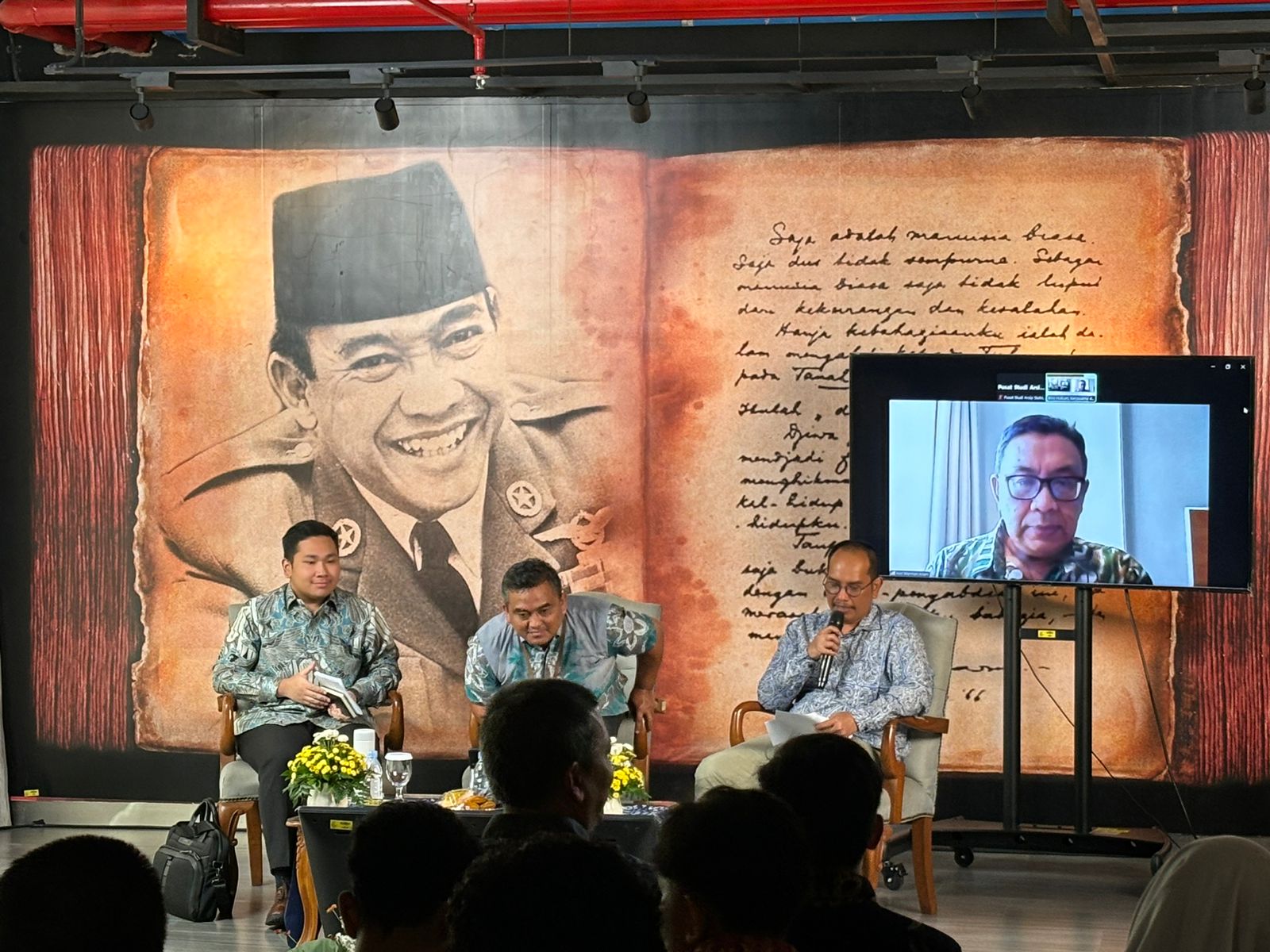 Pusdipres Gelar Kegiatan Seminar Nasional Kepemimpinan Presiden Sukarno melalui Arsip Kepresidenan