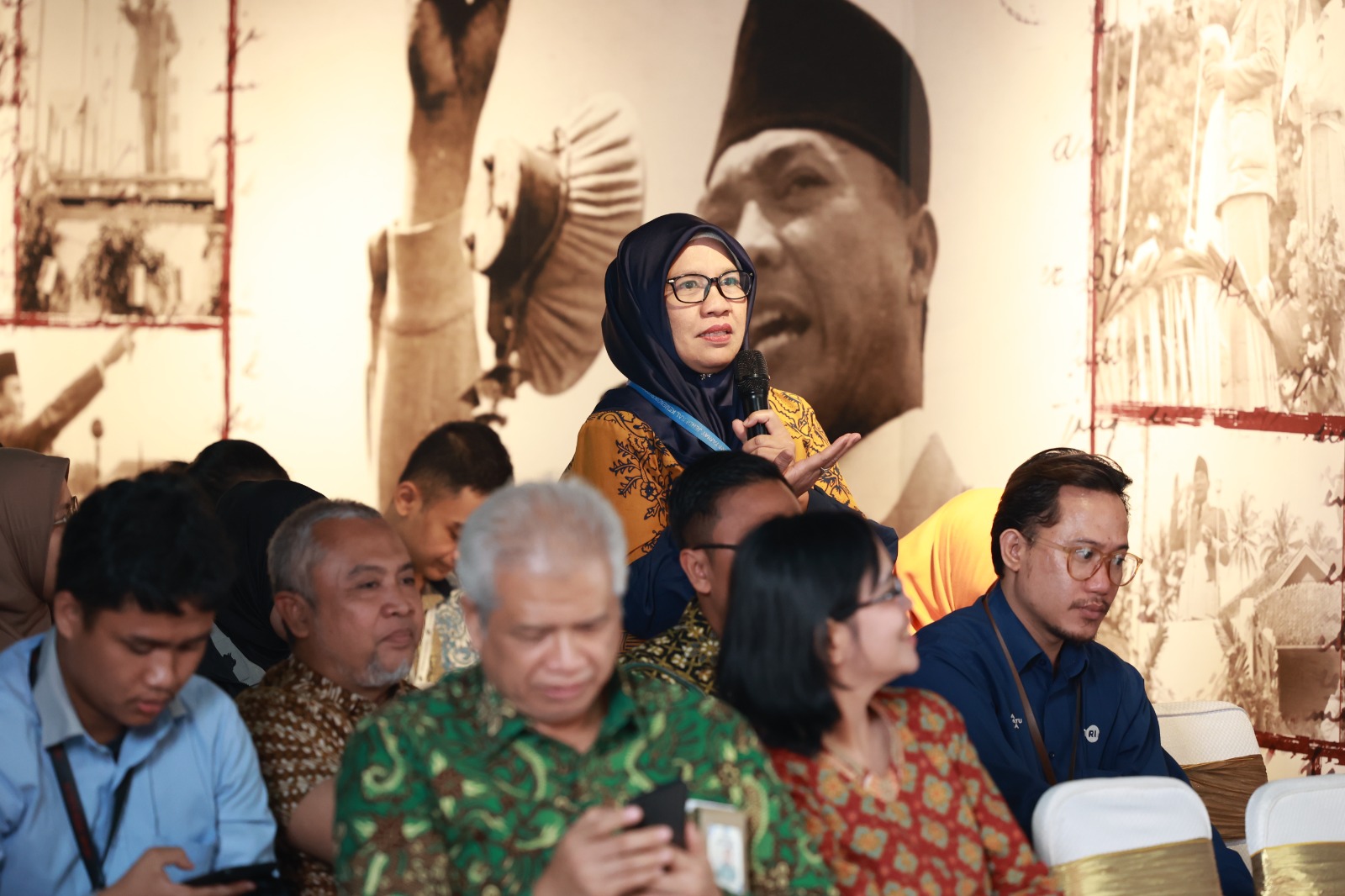 Pusdipres Gelar Kegiatan Seminar Nasional Kepemimpinan Presiden Sukarno melalui Arsip Kepresidenan