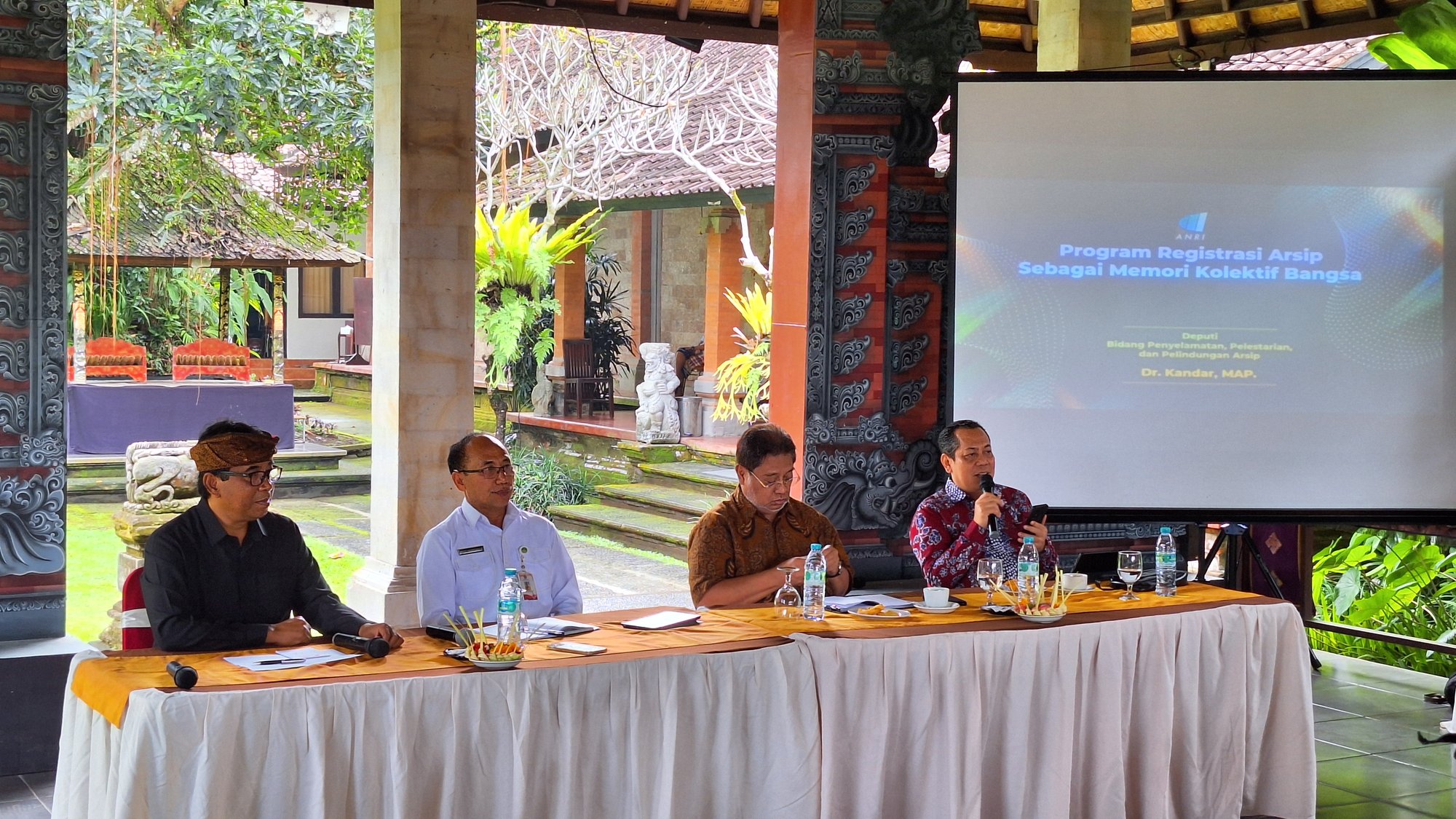 Sosialisasi Program Registrasi Arsip Sebagai Memori Kolektif Bangsa  di Puri Lukisan Ubud, Gianyar, Bali