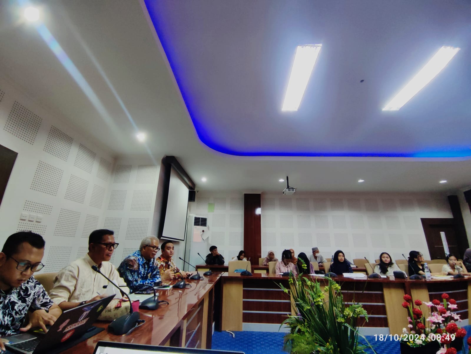 Pusdipres Ekpos Guide Arsip di Universitas Hasanuddin