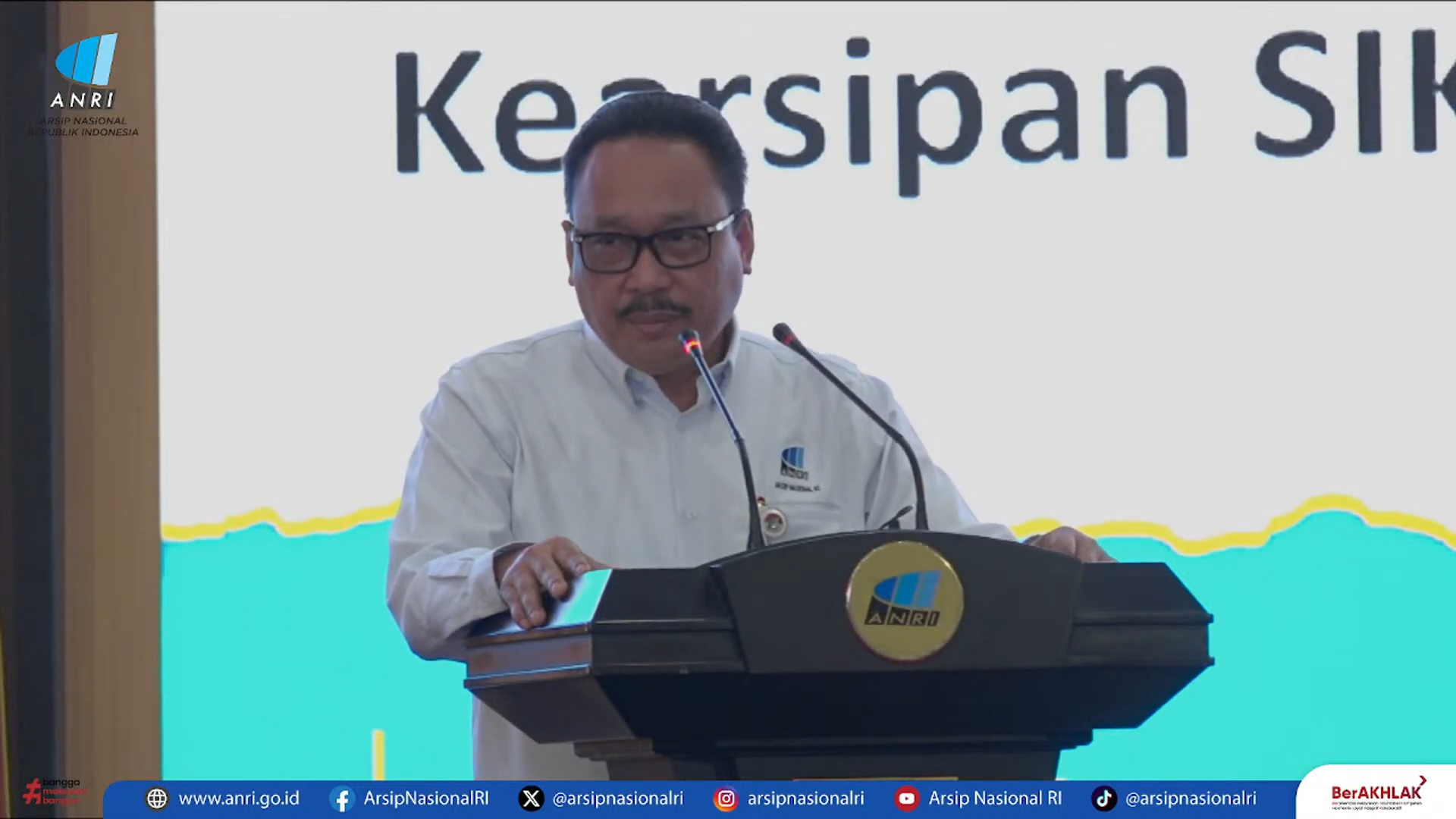 Rapat Kerja Teknis Strategi Penyediaan Akses dan Layanan Informasi Kearsipan SIKN JIKN