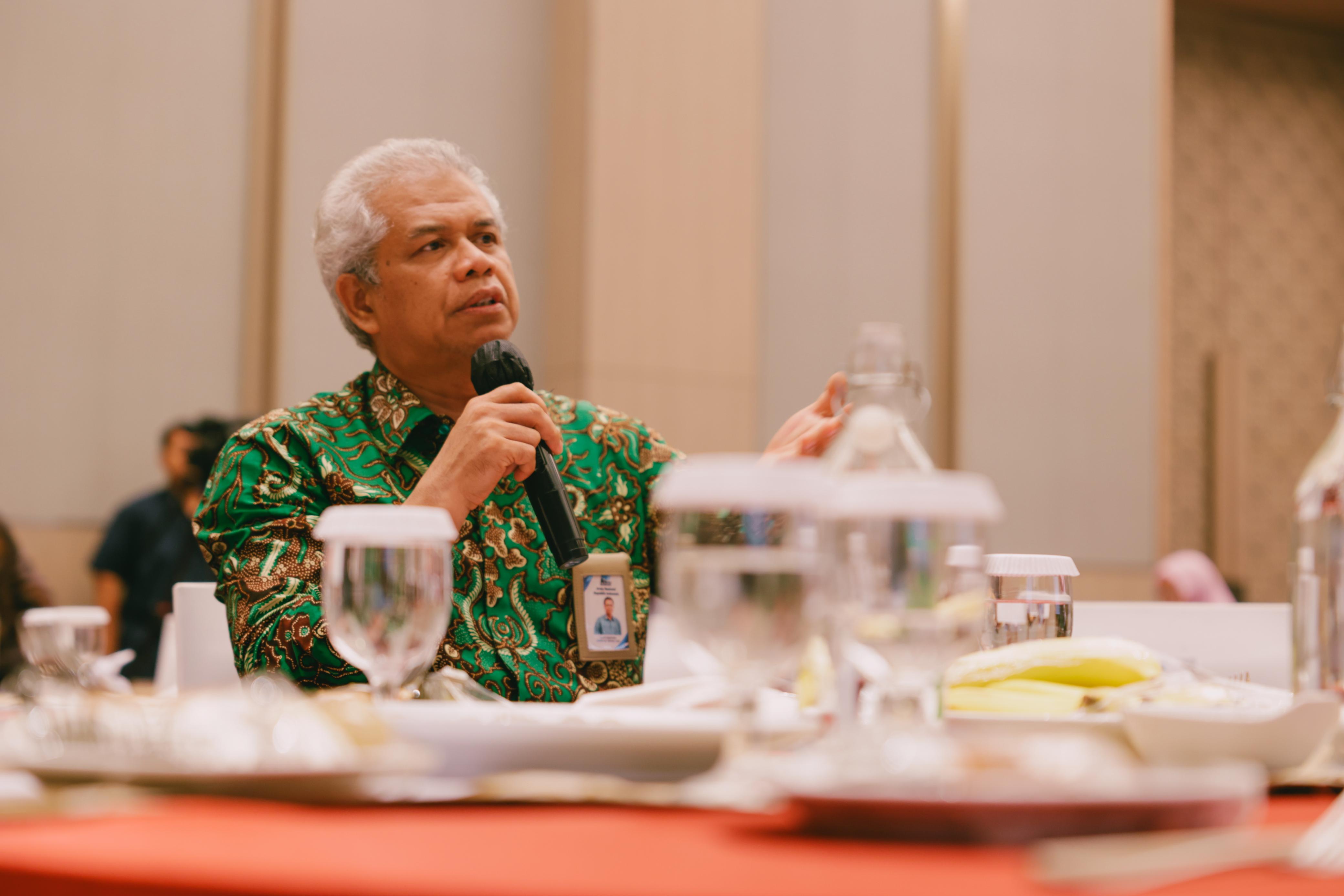 Mengenal Lebih Dekat Dua Presiden: Sukarno dan Abdurrahman Wahid (Kisah Keluarga dan Orang Terdekat)