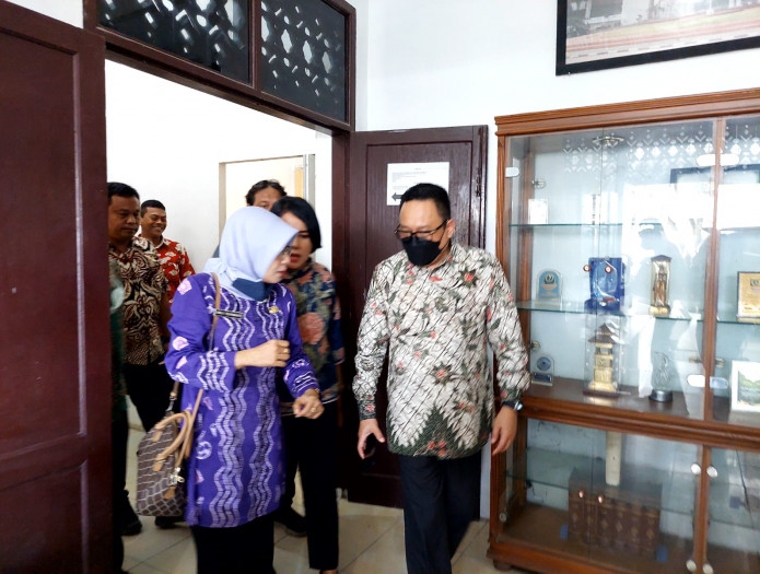 Kepala ANRI Meninjau Pengelolaan Arsip di Depo Arsip Kota Medan