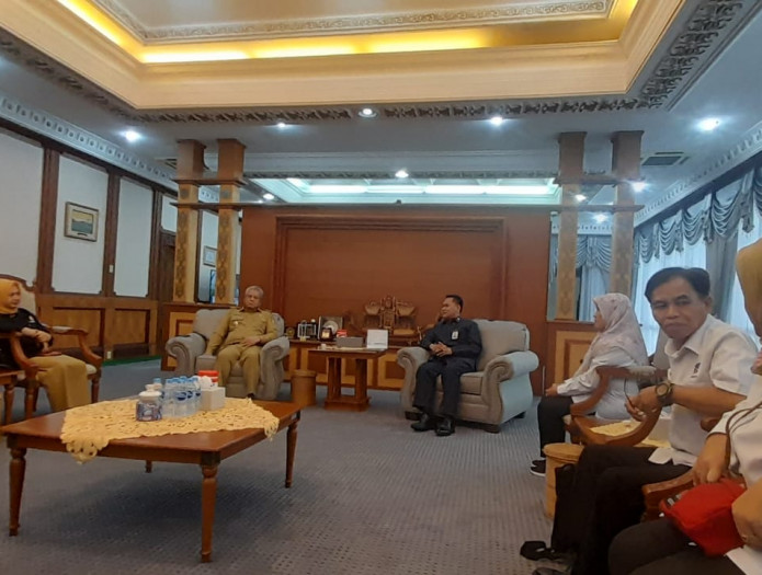 PJ Gubernur Kalimantan Barat Menerima Tim SJIKN ANRI