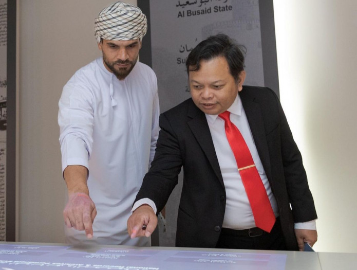 Penasihat Ahli Transformasi Digital ANRI Kunjungi Arsip Nasional Kesultanan Oman
