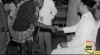 Arsip Foto rangkaian acara peringatan Hari Ulang Tahun Presiden Sukarno ke-56, 6 Juni 1957.  Tampak dalam gambar, Presiden Sukarno berjabat tangan dengan perwakilan masyarakat yg diundang pada acara tersebut. Sumber : ANRI, SKR No. 070