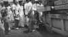 Foto Walikota Jakarta Raya, Sjamsuridjal, meninjau pembangunan jalan di kota baru Kebayoran pada 9 Oktober 1951. Koleksi arsip Kementerian Penerangan RI Wilayah DKI Jakarta 1951.