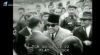 Cuplikan Layar Presiden Sukarno menyambut kedatangan Presiden Filipina Diosdado Macapagal beserta istri di Lapangan Terbang Kemayoran, Jakarta. 22 Februari 1964.