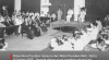 Foto Pelantikan Presiden Sukarno dan Wakil Presiden Moh. Hatta di Gedung DPR. Tampak dalam acara tersebut antara lain M.Natsir, Sri Sultan Hamengkubuwono IX, M. Roem, dan Wahid Hasjim. 25 Oktober 1950.