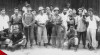 Foto bersama prajurit T.R.I. (Tentara Republik Indonesia) di halaman depan rumah pada peristiwa Yogya Kembali. 29 Juni 1949. (Tampak letkol Soeharto)